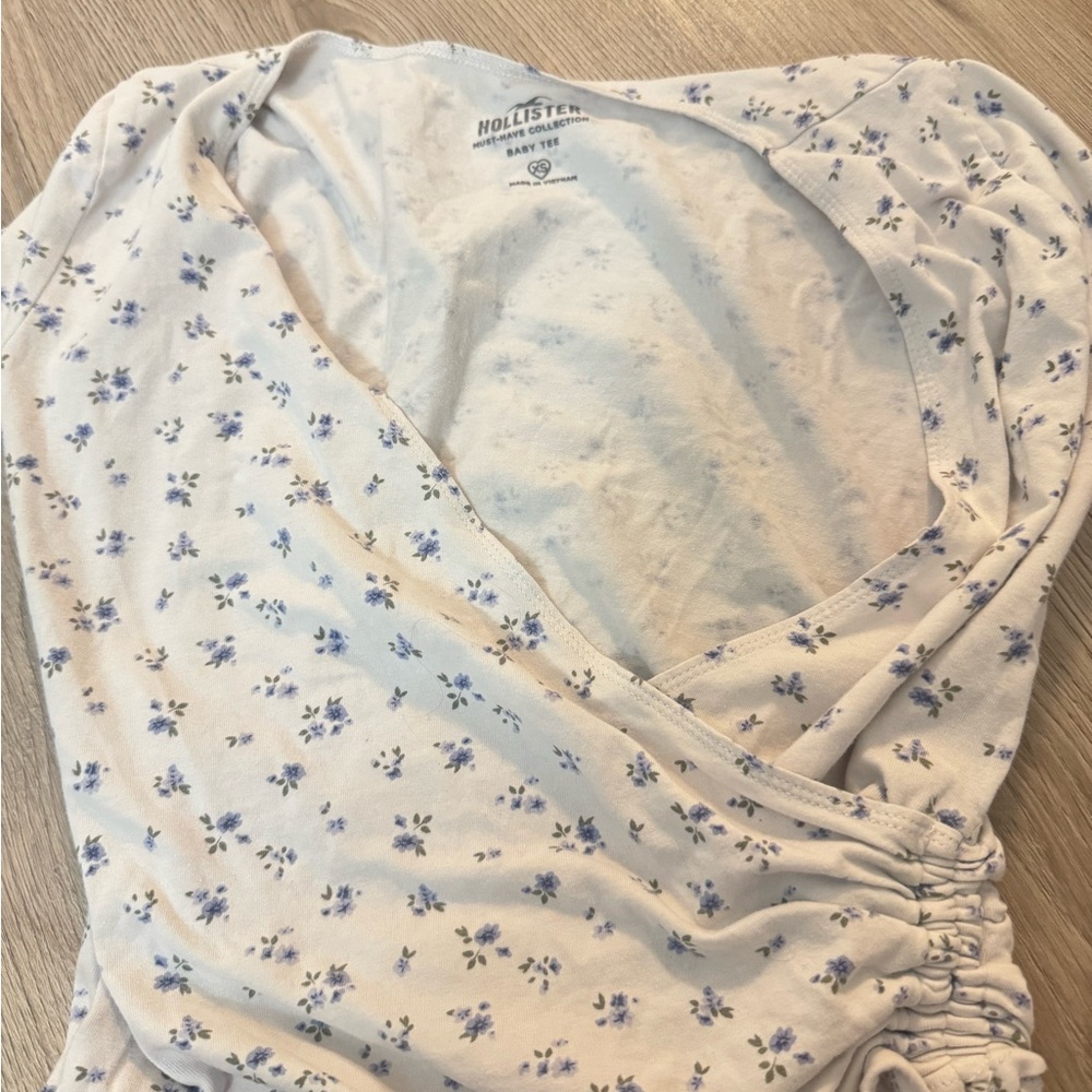 Hollister White Wrap Top With Baby Blue Floral Baby Tee
